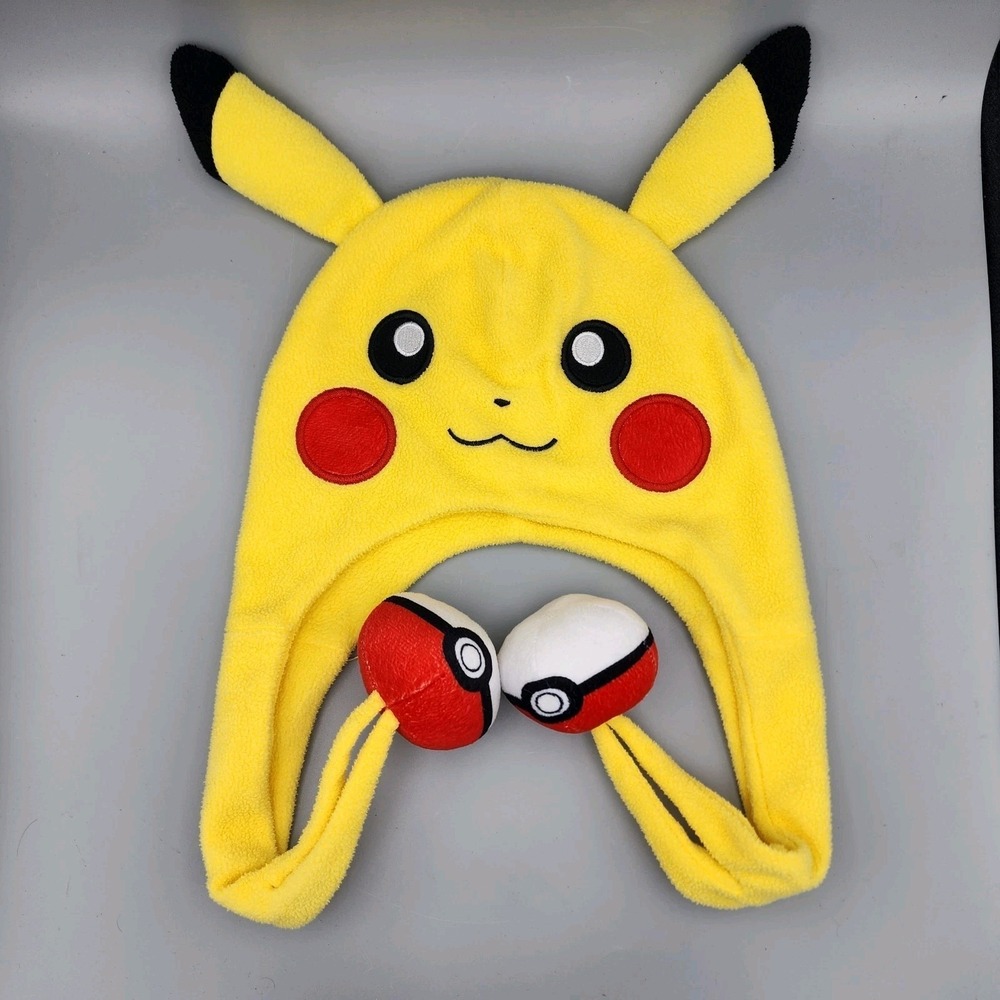 Pokemon Pikachu Beanie Hat Cap Winter Big Face PokeBalls Yellow Electric‎ 2017